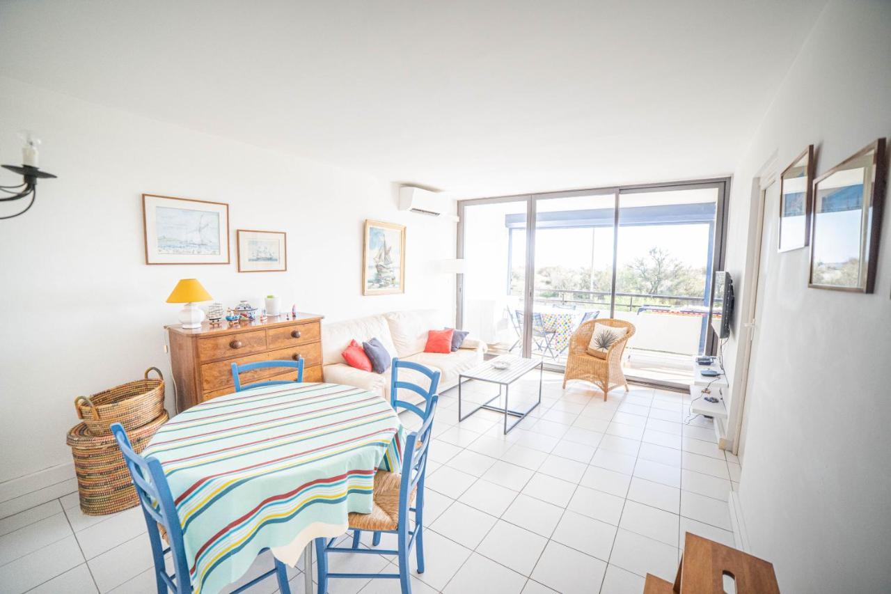Le Sunrise: Beachfront Comfort with Sea Views and Dual Terraces La Grande-Motte Exterior photo